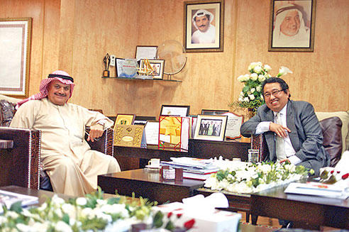 Faisal Al-Mutawa’s meeting with the Indonesian Ambassador to discuss business exchange issues between Ali Abdulwahab Sons & Co. & Indonesia.